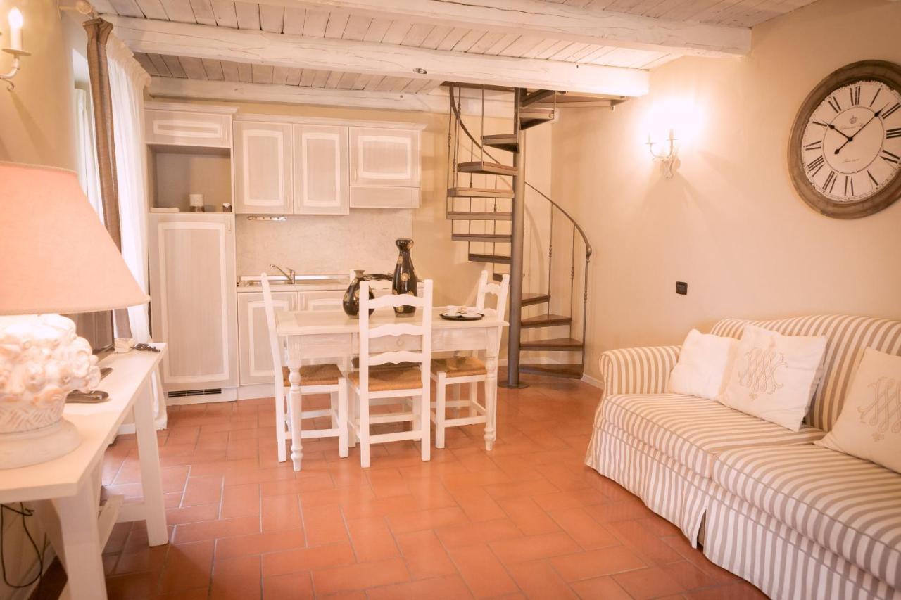 Fontepino Aparthotel Spoleto Bagian luar foto